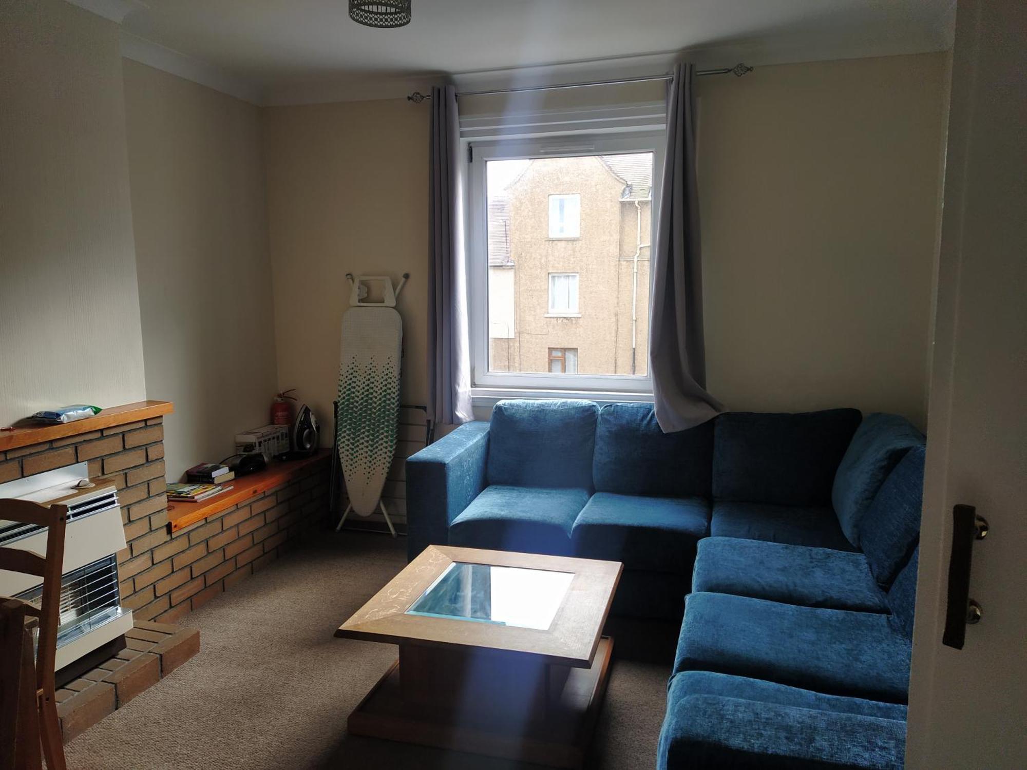 Self Catering 2 Bedroom Flat, Frequent Buses, 1-Minute Walk To Bus Stop, 20 Minutes To City Center Edinburgh Dış mekan fotoğraf